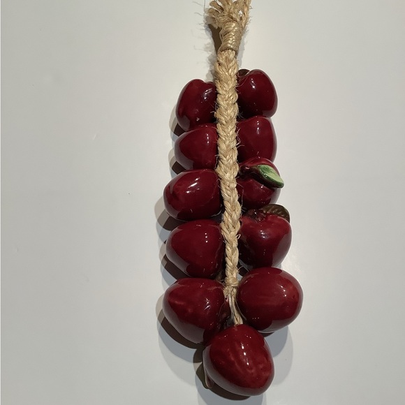 Vintage Ceramic Decorative Red Apple Garland on Natural Braided Rope, 🍎 - Picture 2 of 9
